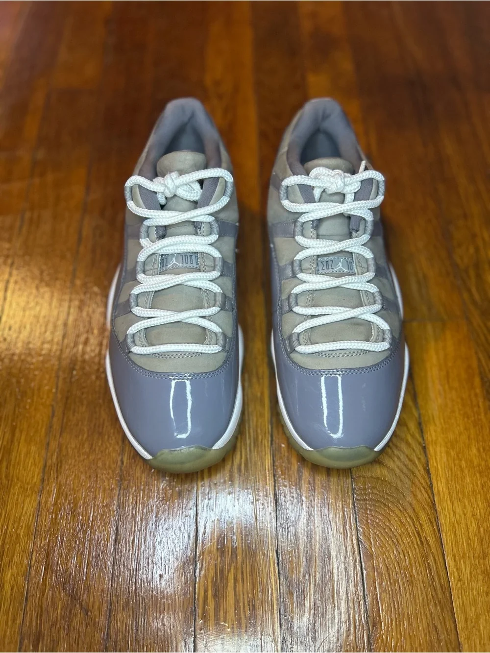 Air Jordan 11 Retro Low Cool Grey Sneakers size 9.5